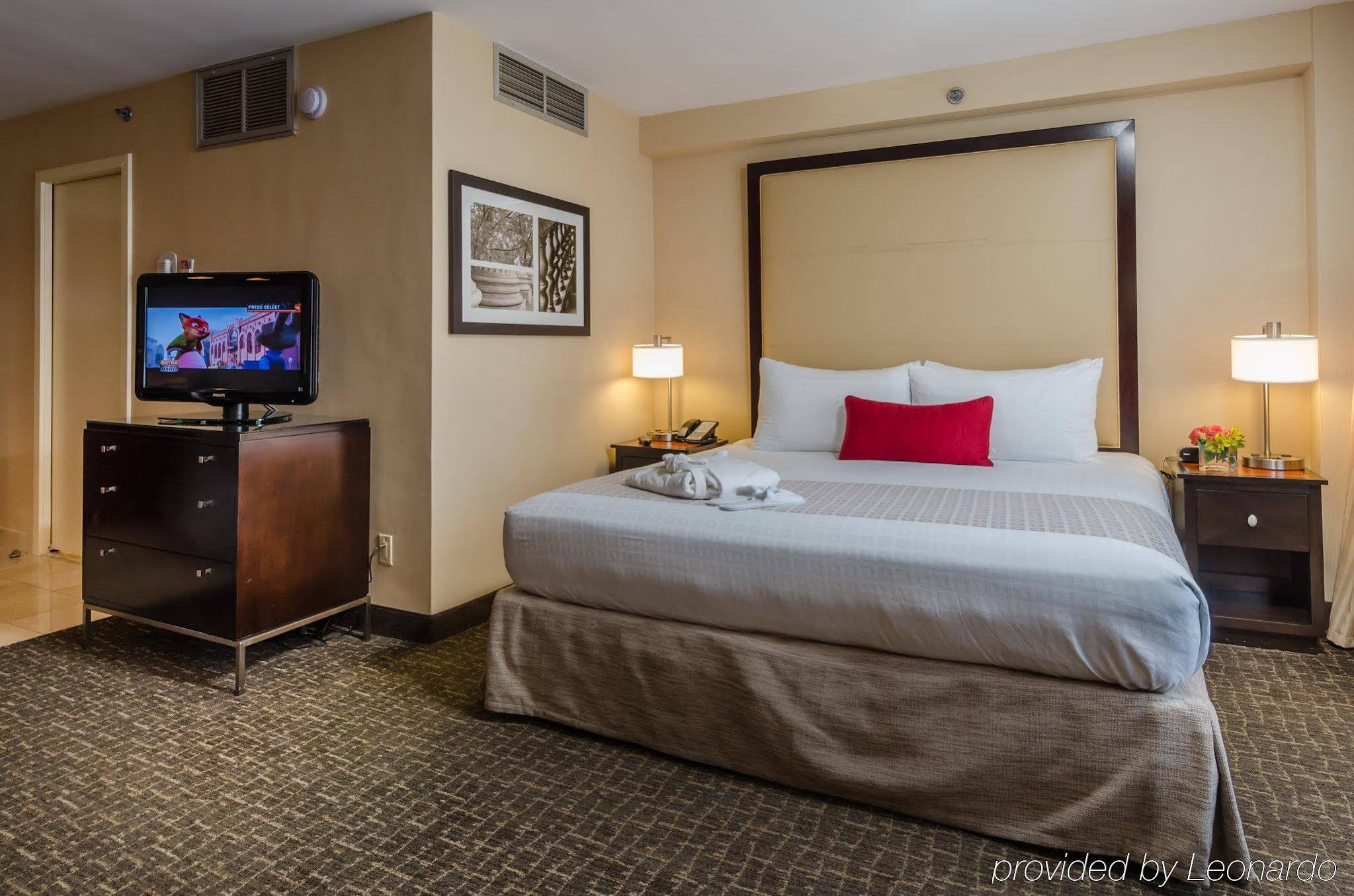 Beacon Hotel & Corporate Quarters Вашингтон Экстерьер фото