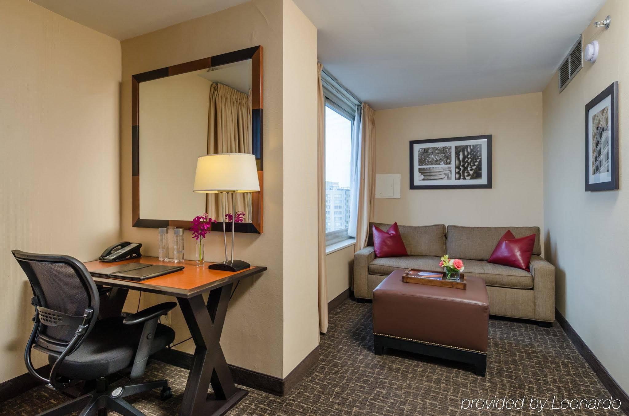 Beacon Hotel & Corporate Quarters Вашингтон Экстерьер фото